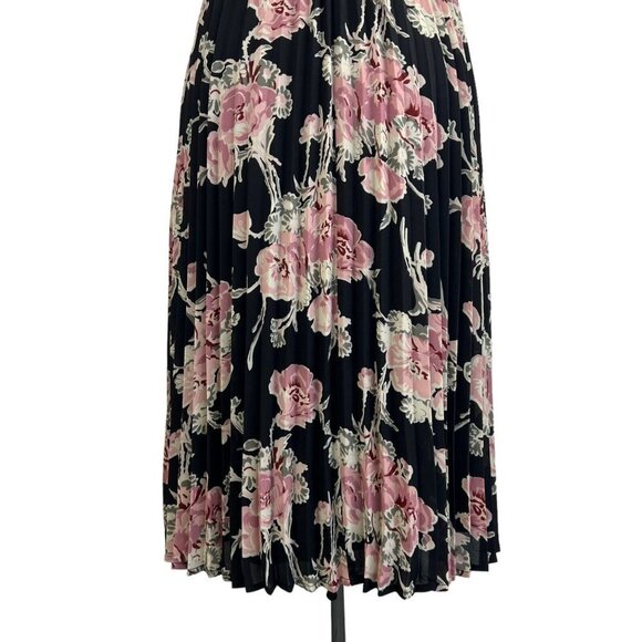 LEITH Floral Print V-Neck Pleated Midi Dress - Picture 9 of 10
